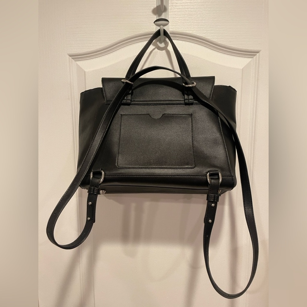 The Honest Company Black Structured Diaper Bag Tote - Picture 9 of 10